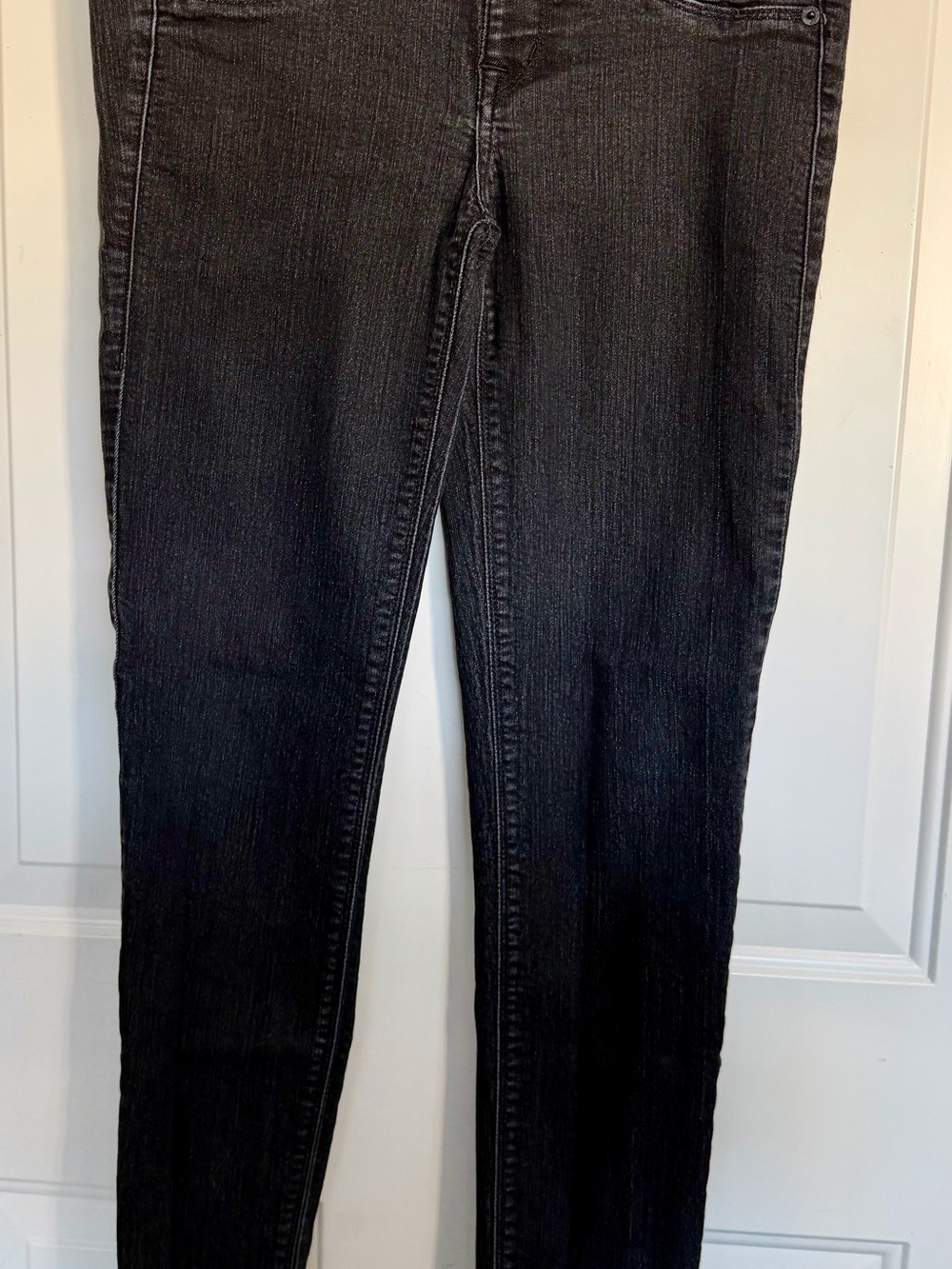 Design Lab SOLD Black Straight Leg Jeans Size Medium